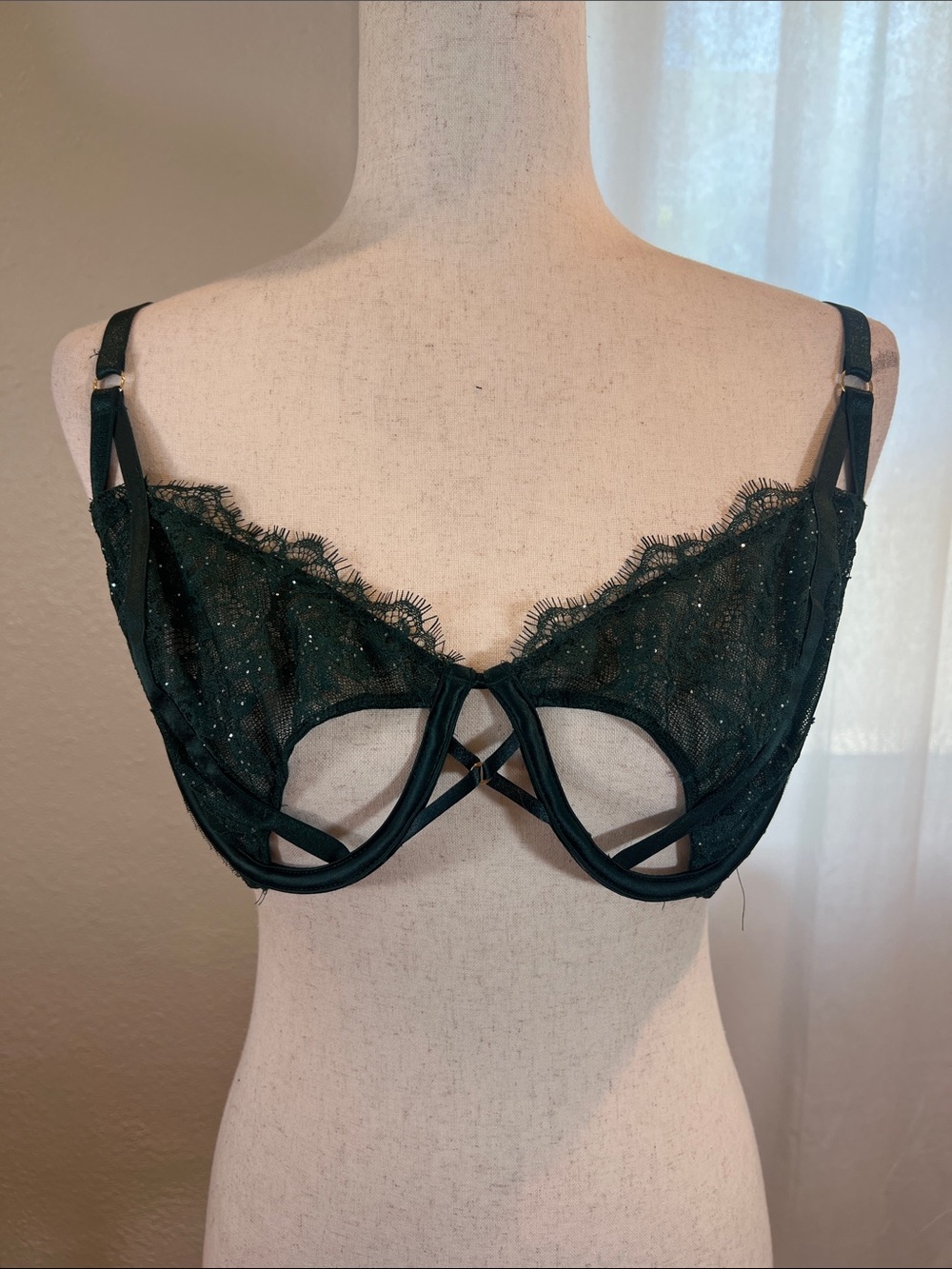 Victoria's Secret Sheer Lace Open-Cup Bra in Dark Green with Sparkle